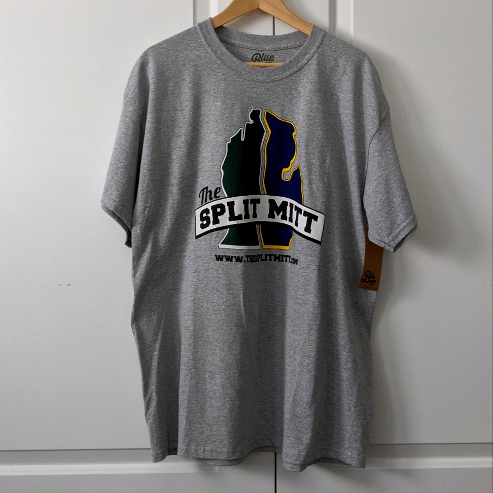 Michigan / Michigan State Grey T-shirt Sz. XL